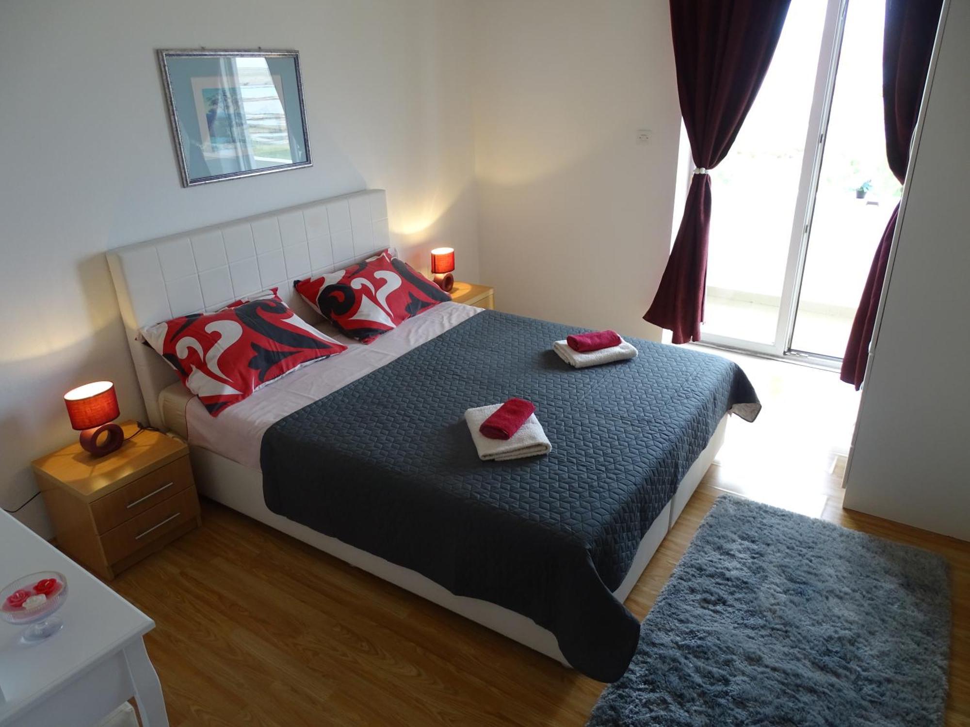Apartments Sime Dinjiška Eksteriør billede