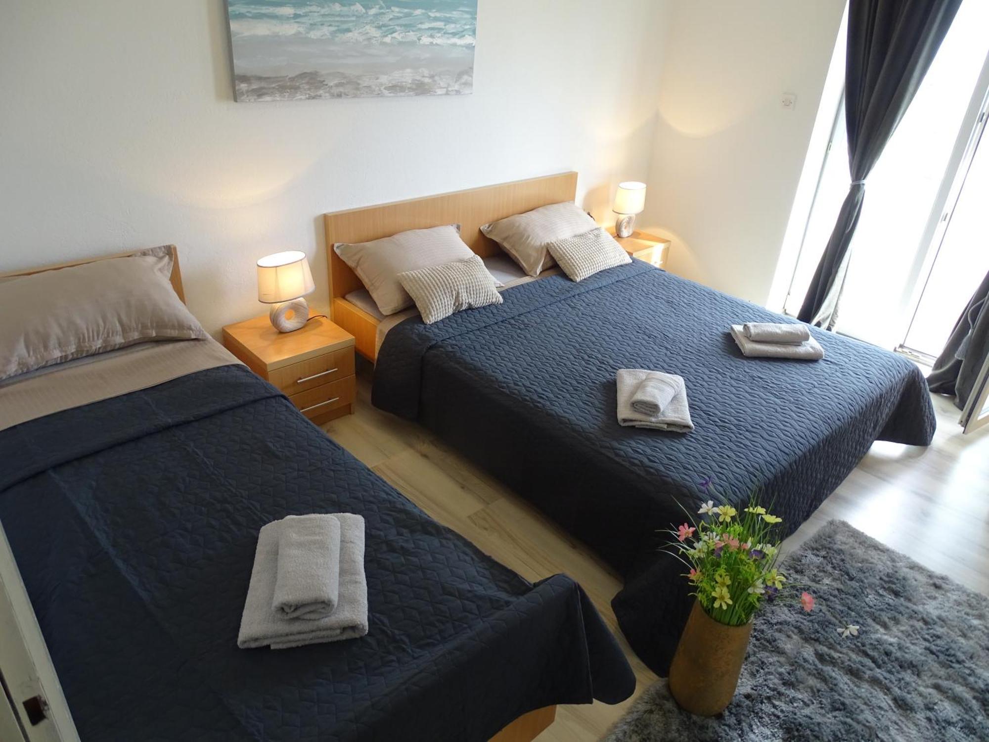 Apartments Sime Dinjiška Eksteriør billede