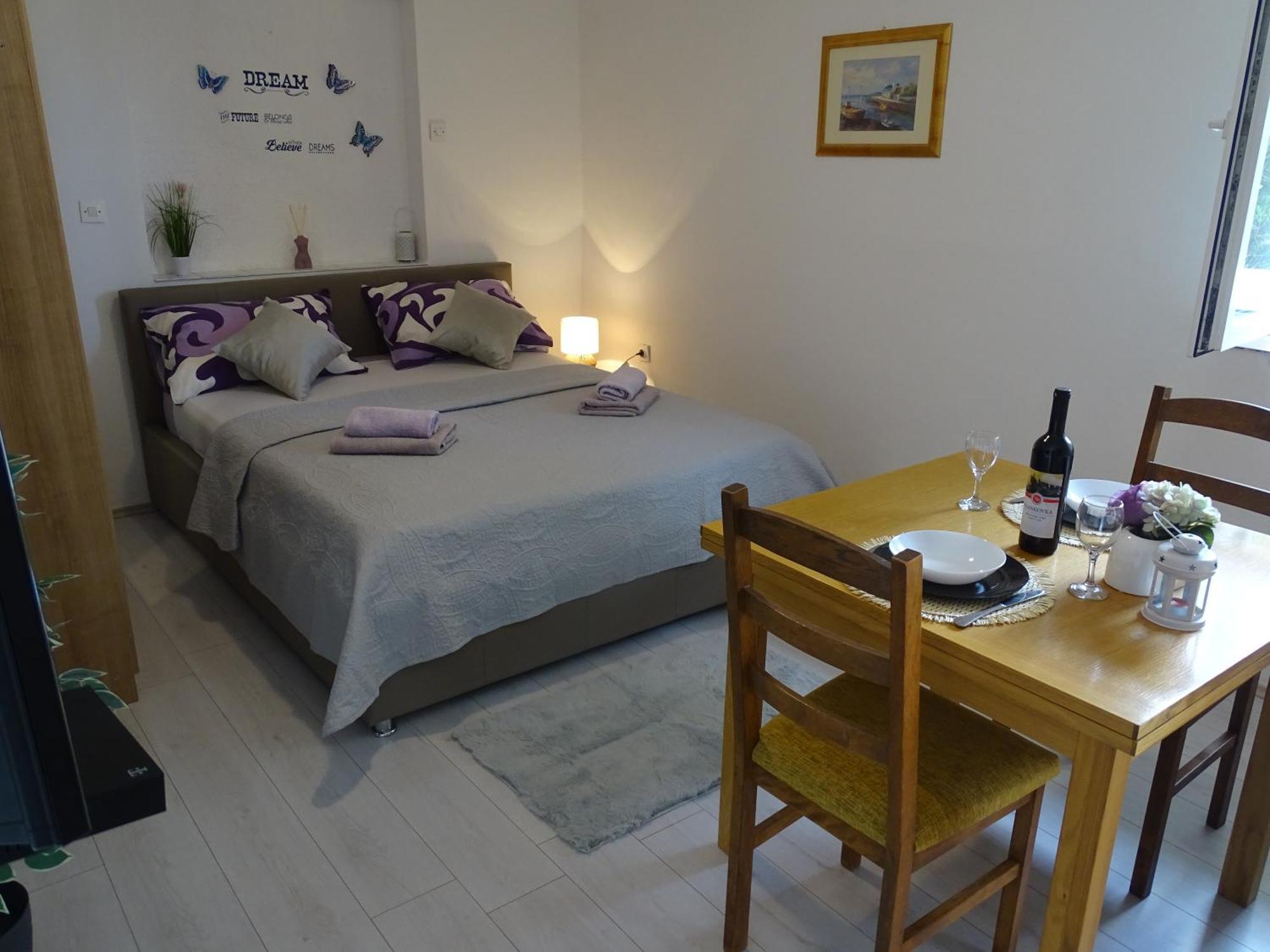 Apartments Sime Dinjiška Eksteriør billede